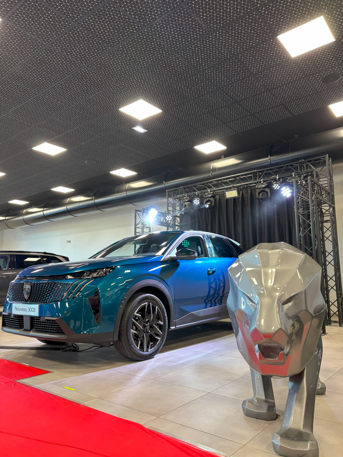 photo de la mise en avant du nouveau 3008 au salon de l'auto de Louviers
